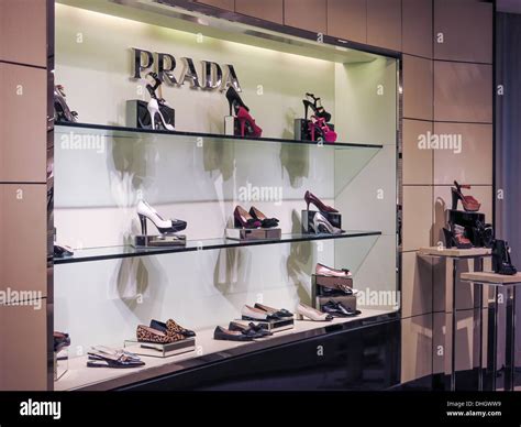 prada store bloomingdale& 39